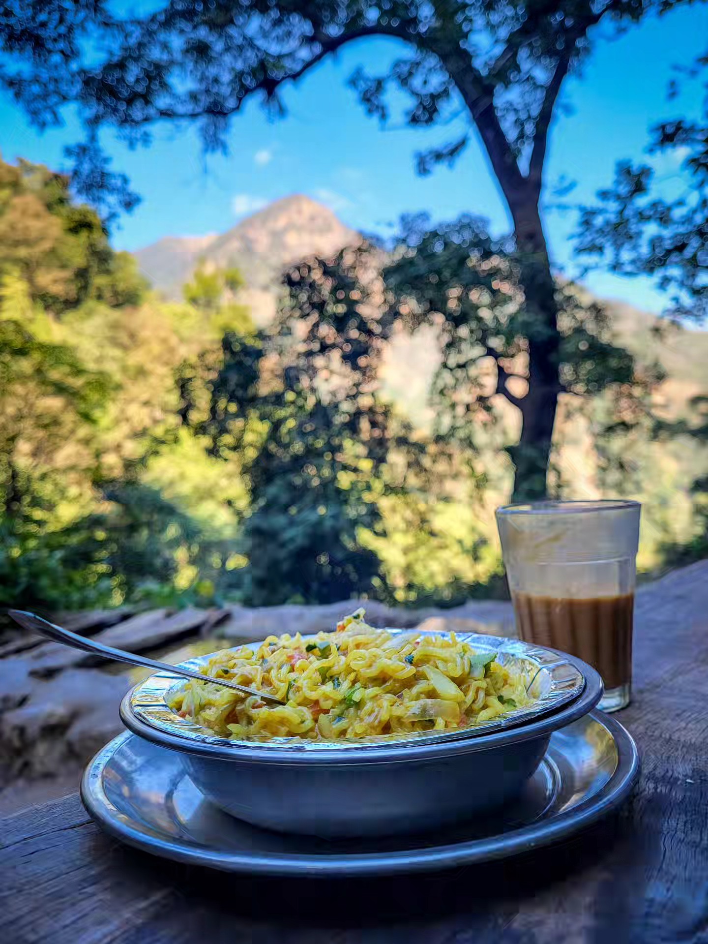 Pahadon ki thandi hawa, ek garam chai ka glass,
aur woh classic Maggi - jiska swaad sirf un raaston pe milta hai.
.
.
.
Follow: @shantanu.nautiyal
.
.
.
📍 Rishikesh, Dehradun
.
.
.
.
Tags
#PahadoWaliMaggi #MaggiLovers #ChaiAurMaggi #MountainMaggi #maggi #TravelForMaggi #HillstationVibes #PahadiFood #MaggiMoments #uttarakhand #himachal #rishikesh #mussoorie #mountains #chai #chailover #chaitea #dehradun #traveller
{Pahadowalimaggi, maggilovers, chailovers, chailover, chaiaurmaggi, mountainmaggi, maggi, travelformaggi, hillstationvibes, pahadifood, maggimoments, uttarakhand, rishikesh, pahadi, Mussoorie, mountains, chai, dehradun, pauri, garhwal}